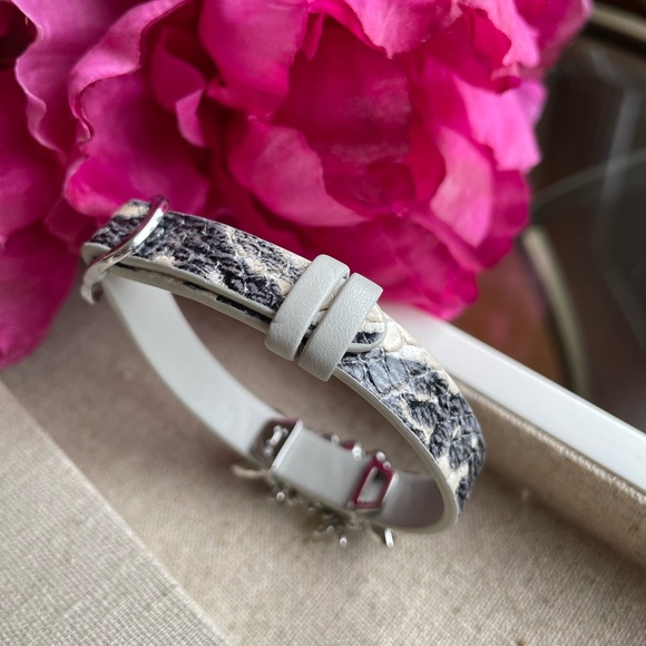 Keep Collective Stella & Dot Double Leather Band with Charm - Picture 2 of 3